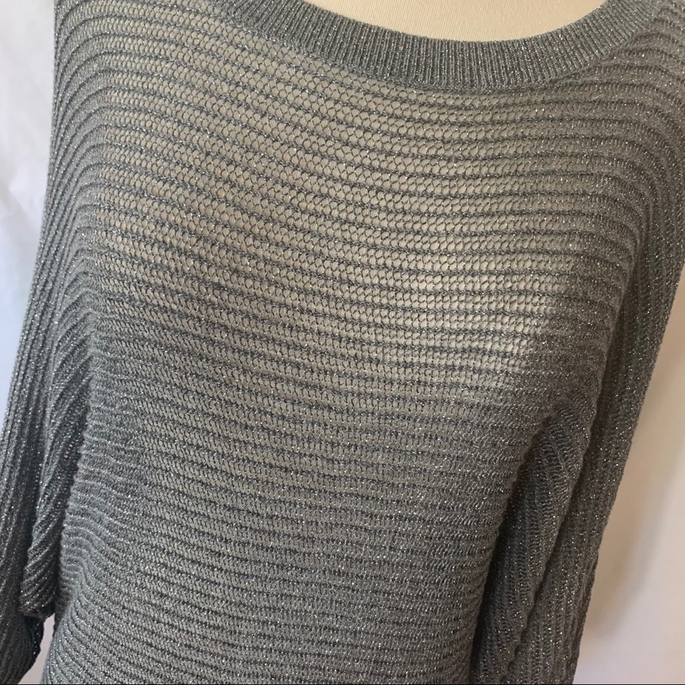 Express Shimmer Doleman Top - Picture 2 of 3